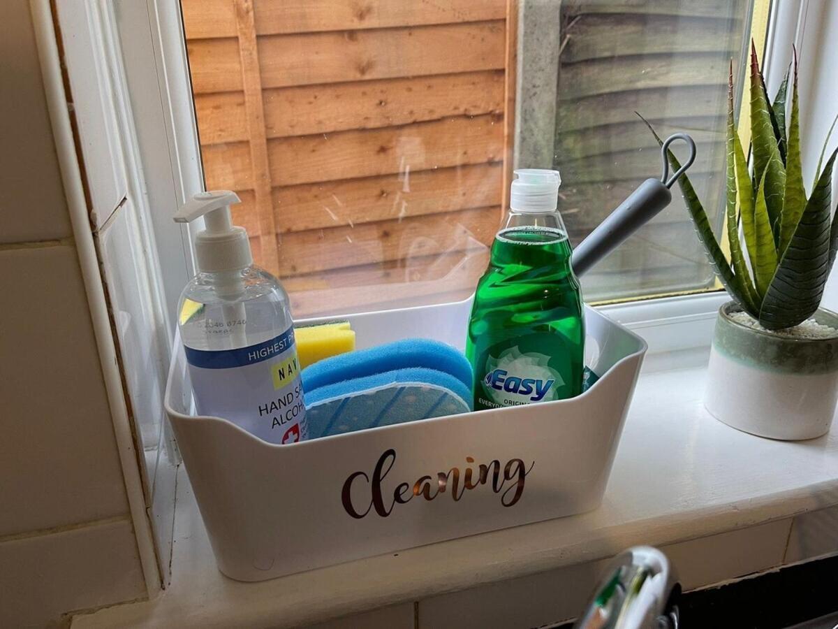 Sav 1 Bed Flat Grd Floor Near Watford Town Centre *