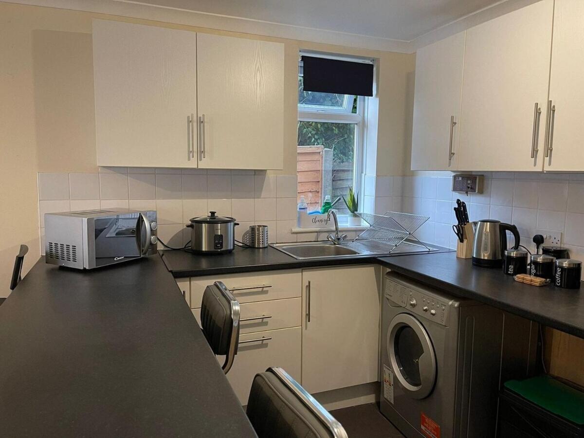 Sav 1 Bed Flat Grd Floor Near Watford Town Centre Appartamento